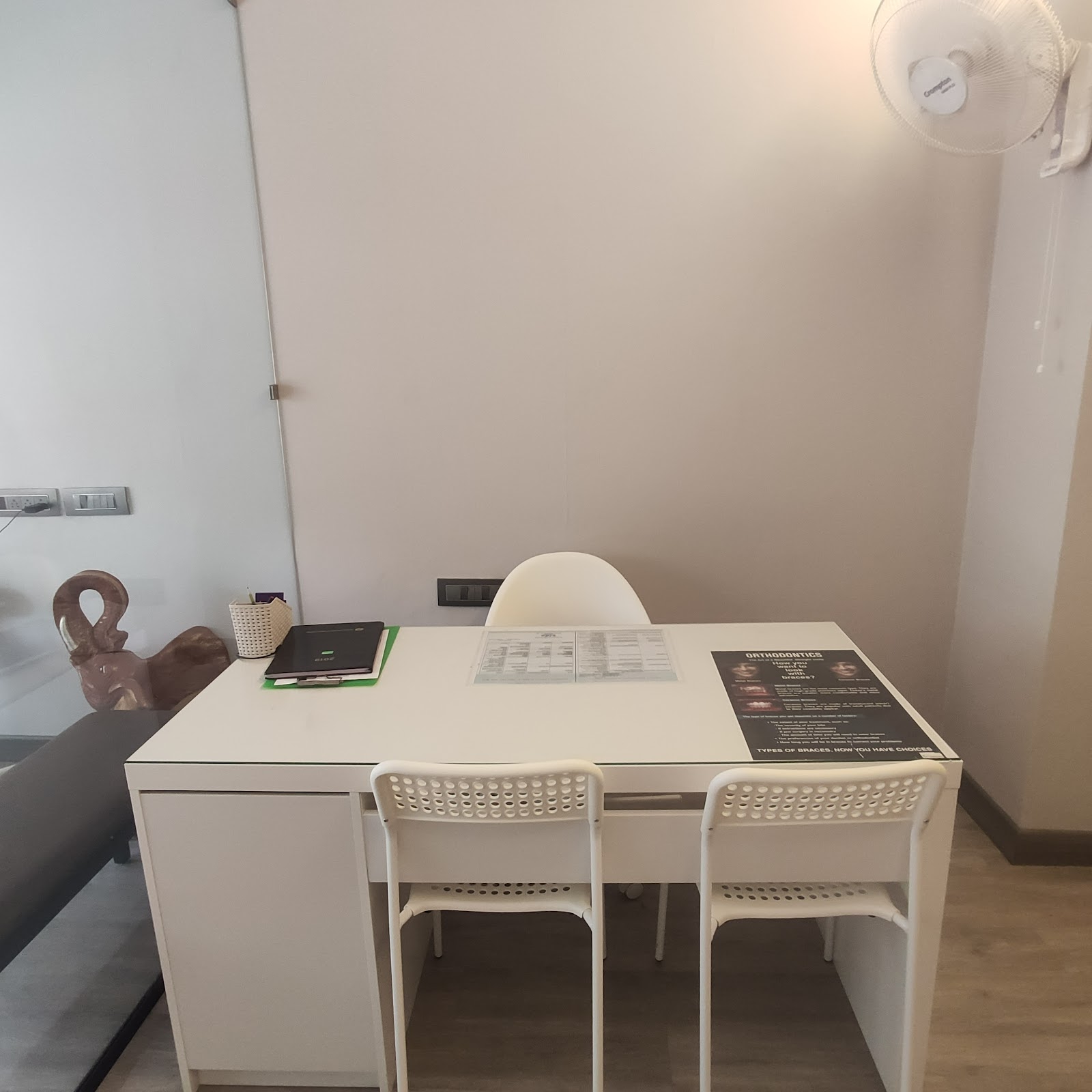 Painless extraction treatment room